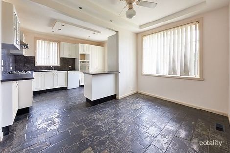 Property photo of 40 Jacaranda Street Doveton VIC 3177