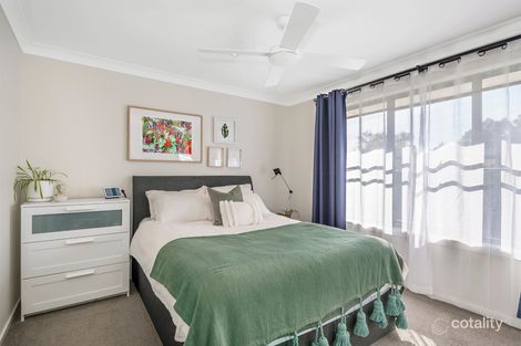 Property photo of 2/5 Park Esplanade Coomera QLD 4209