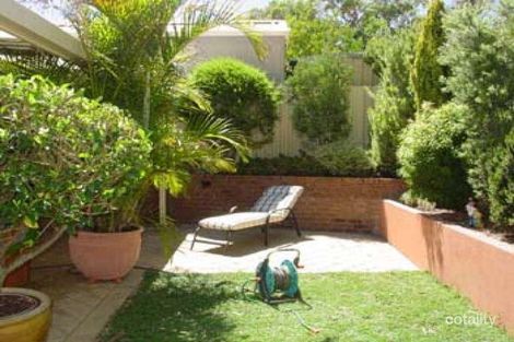 2/13 Watkins St, Fremantle, WA 6160