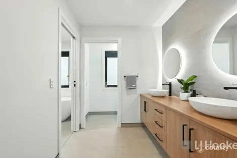 Property photo of 19 Moore Park Drive Glenorchy TAS 7010