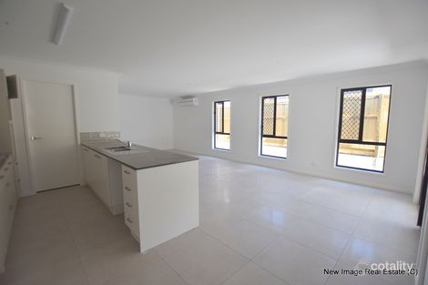 Property photo of 35 Jonas Circuit Holmview QLD 4207