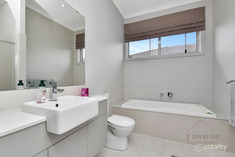 Property photo of 32 Tibin Drive Fletcher NSW 2287