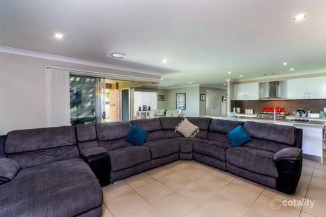 Property photo of 4 Pippin Way Orange NSW 2800