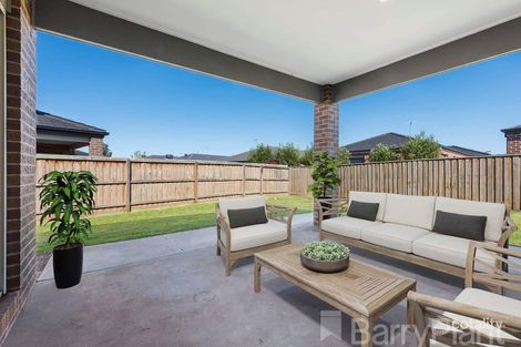 Property photo of 13 Spearmint Boulevard Manor Lakes VIC 3024