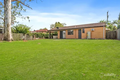 Property photo of 9 Sunscape Drive Eagleby QLD 4207