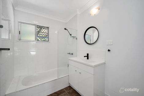 Property photo of 32 Meron Street Wynnum West QLD 4178