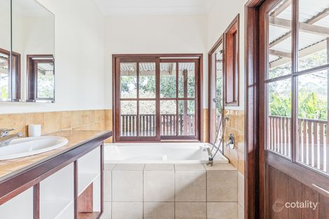 Property photo of 7 Palm-Lily Crescent Bangalow NSW 2479