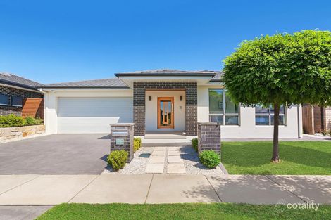 13 Jule Knight St, Casey, ACT 2913