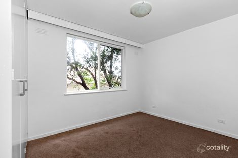 Property photo of 10/11 Redan Street St Kilda VIC 3182
