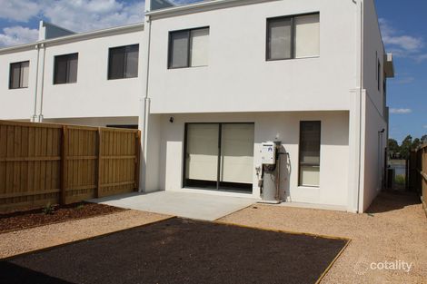 Property photo of 26 Courthouse Walk Doreen VIC 3754