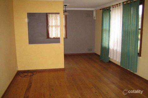 Property photo of 38 Bradman Avenue Warilla NSW 2528