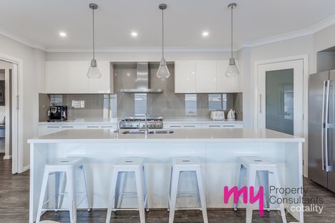 Property photo of 10 McGovern Street Spring Farm NSW 2570
