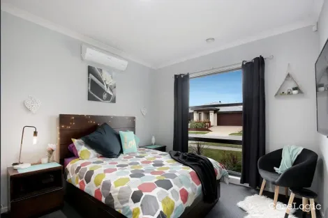 Property photo of 10 Zeus Avenue Cranbourne West VIC 3977