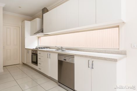 2/37 Willoughby St, Reservoir, VIC 3073