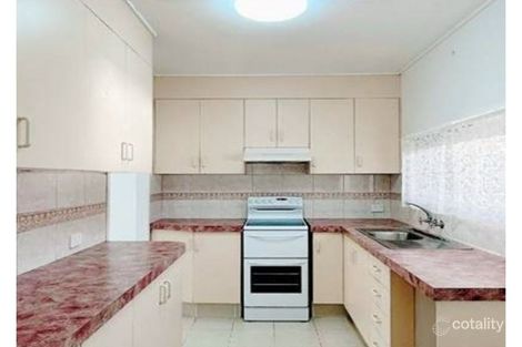 Property photo of 4 Harris Street Labrador QLD 4215