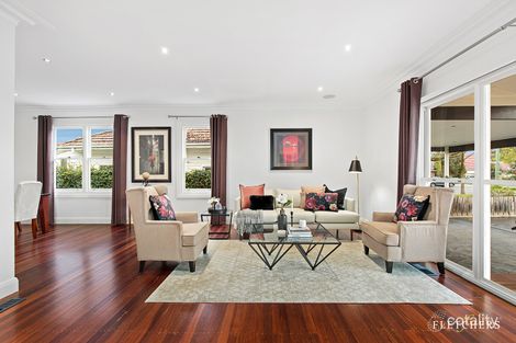 Property photo of 8 Meyer Road Burwood VIC 3125