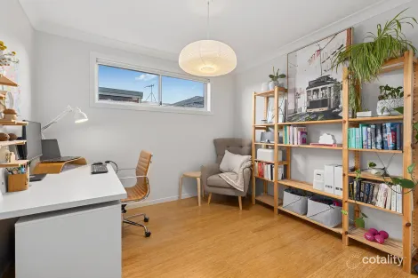 Property photo of 12 Scholtens Street Casey ACT 2913