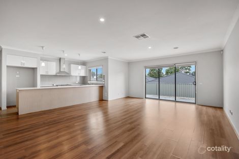 Property photo of 49 Fable Way Cranbourne East VIC 3977