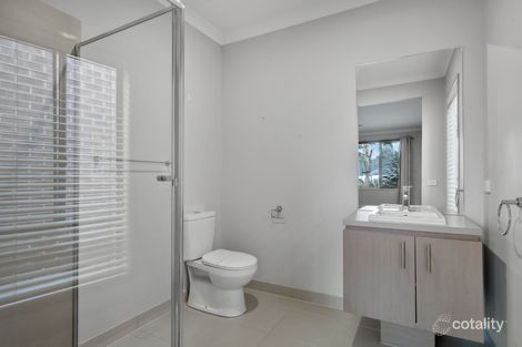 Property photo of 49 Fable Way Cranbourne East VIC 3977