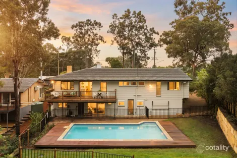 2 Gem Rd, Kenmore, QLD 4069