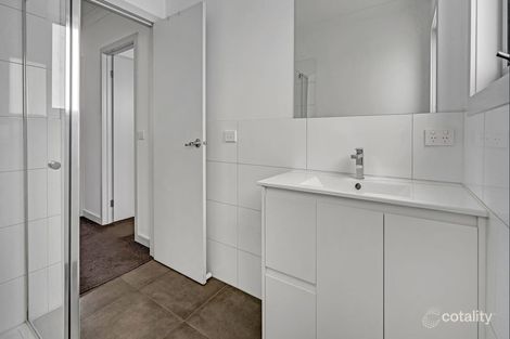Property photo of 2D Taylor Avenue Reservoir VIC 3073
