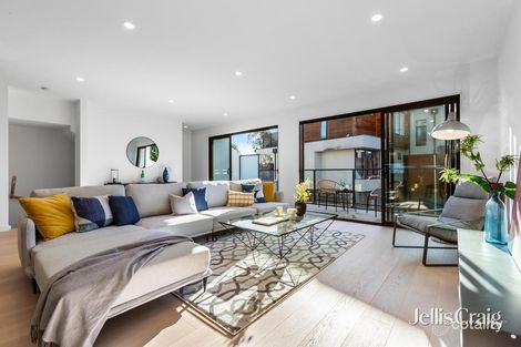 Property photo of 2/121 Mitcham Road Donvale VIC 3111