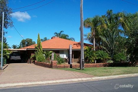 240 Second St, Wonthella, WA 6530