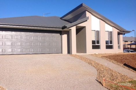 45 Fitzpatrick Cct, Augustine Heights, QLD 4300