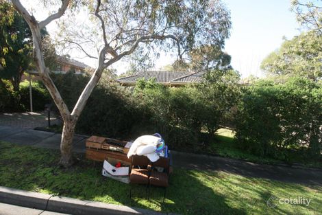 2 Mulduri Cres, Croydon South, VIC 3136