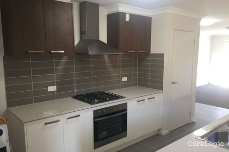 Property photo of 26 Bensonhurst Parade Point Cook VIC 3030