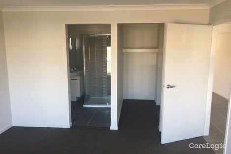 Property photo of 26 Bensonhurst Parade Point Cook VIC 3030