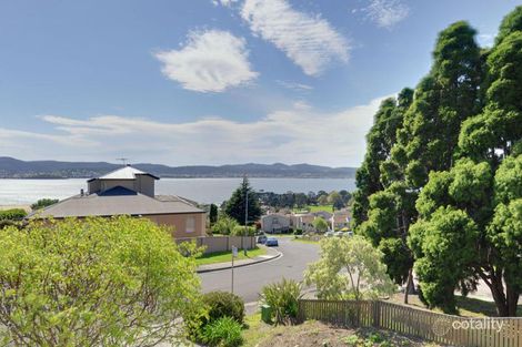 21 Dresden St, Sandy Bay, TAS 7005