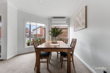 Property photo of 2/11 Caroline Street Aberfeldie VIC 3040
