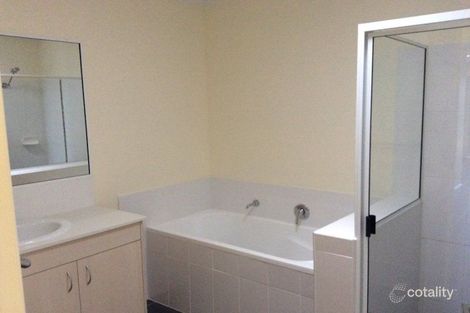 2/1 Galleon Cct, Bucasia, QLD 4750