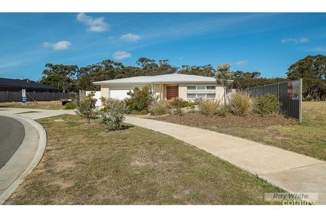 11 Blossom Rd, Cowes, VIC 3922