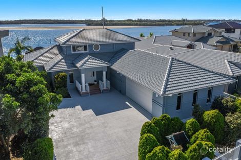 Property photo of 19 Edgewater Close Yamba NSW 2464
