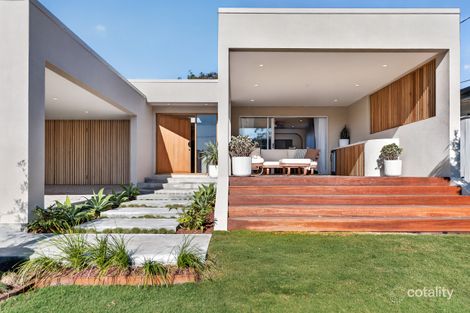 22 Sungold Ave, Southport, QLD 4215