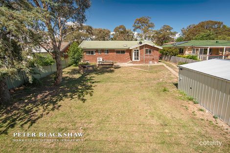 Property photo of 17 Kinleyside Crescent Weetangera ACT 2614