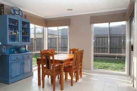 Property photo of 5 Derby Court Cranbourne North VIC 3977
