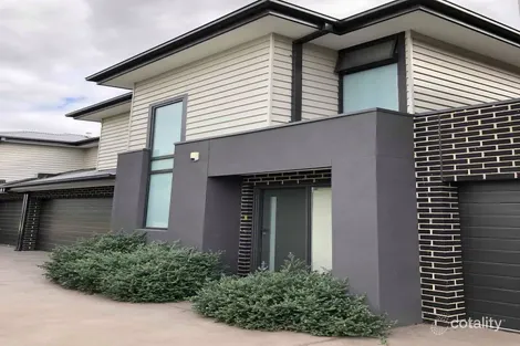 2/5 Danin St, Pascoe Vale, VIC 3044