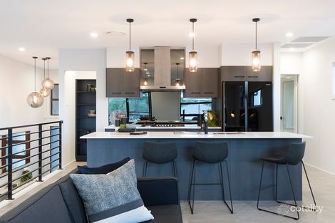 Property photo of 2 Pegasus Road Cameron Park NSW 2285