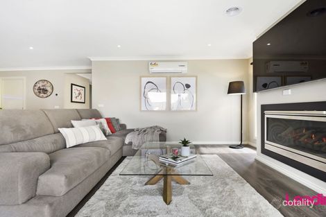 Property photo of 36 Beckview Crescent Sunbury VIC 3429