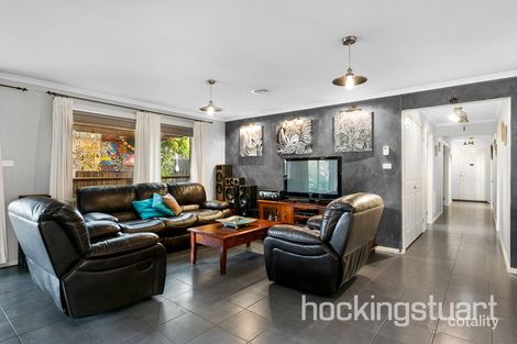 Property photo of 10 Holloway Street Manor Lakes VIC 3024