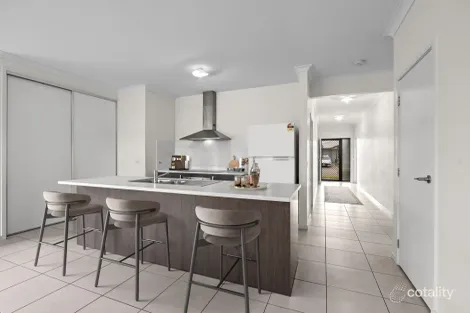 Property photo of 5 Affinity Way South Ripley QLD 4306