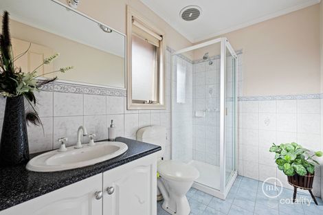 Property photo of 2/34 Williams Road Briar Hill VIC 3088