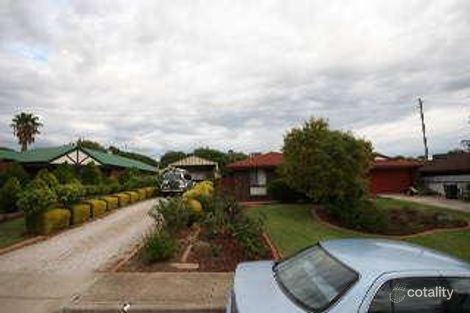 11 Saint James St, Woodcroft, SA 5162