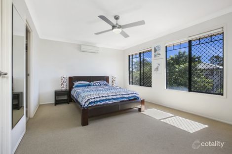 Property photo of 22 Araluen Place Carindale QLD 4152