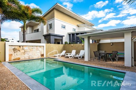 Property photo of 2/10 Valbonne Avenue Varsity Lakes QLD 4227