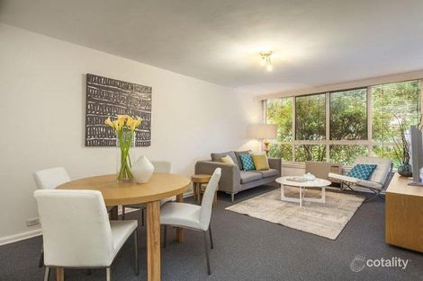 Property photo of 2/19 Mercer Road Armadale VIC 3143