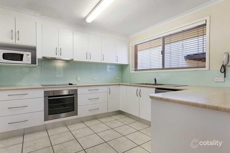 Property photo of 11 Kent Street Coolangatta QLD 4225